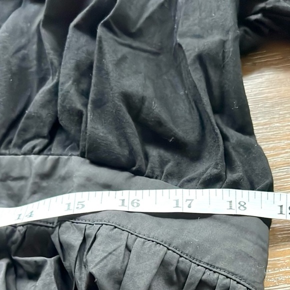 J. Brooks Boutique,Black Peplum Blouse w/Open Back& TAILS! Excellent Condition - Picture 11 of 15